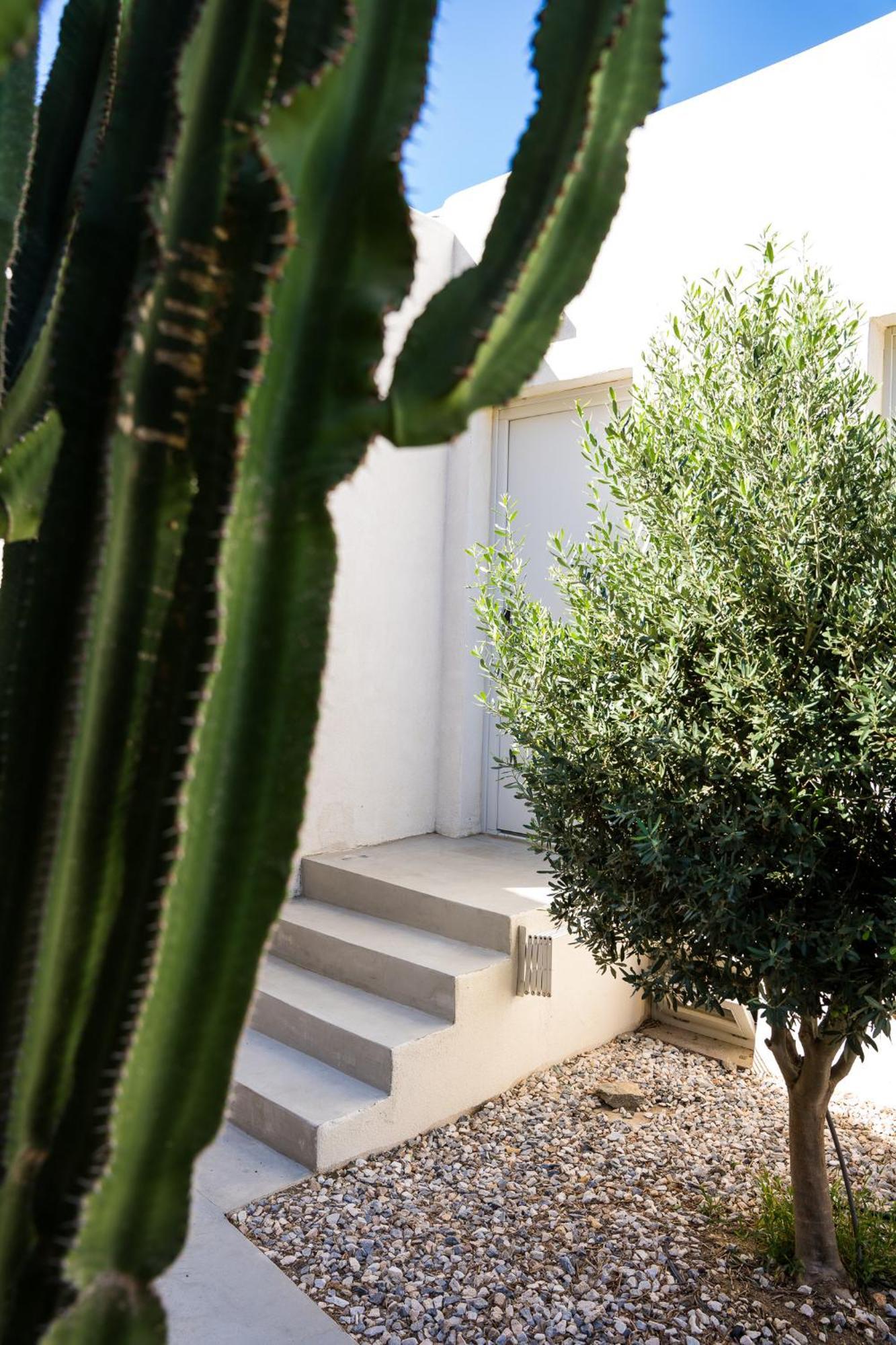 Wabi Luxury & Maisonettes Holiday home *